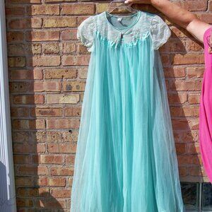 Vintage 1970s Women's Aqua Peignoir Set, Size Medium